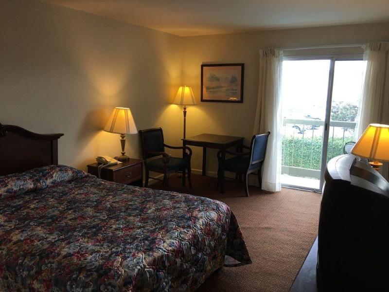 Sand Dollar Inn Seaside Exterior photo